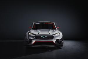 Ford Mustang Mach-E 1400 Prototype 2020 года 